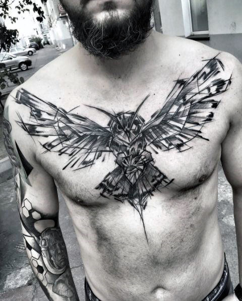 tatuaggio ali sul petto 35
